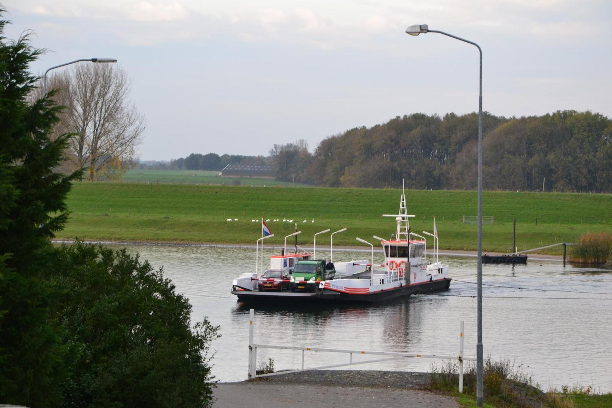 'T Veerhuys Hotel Beusichem Bagian luar foto