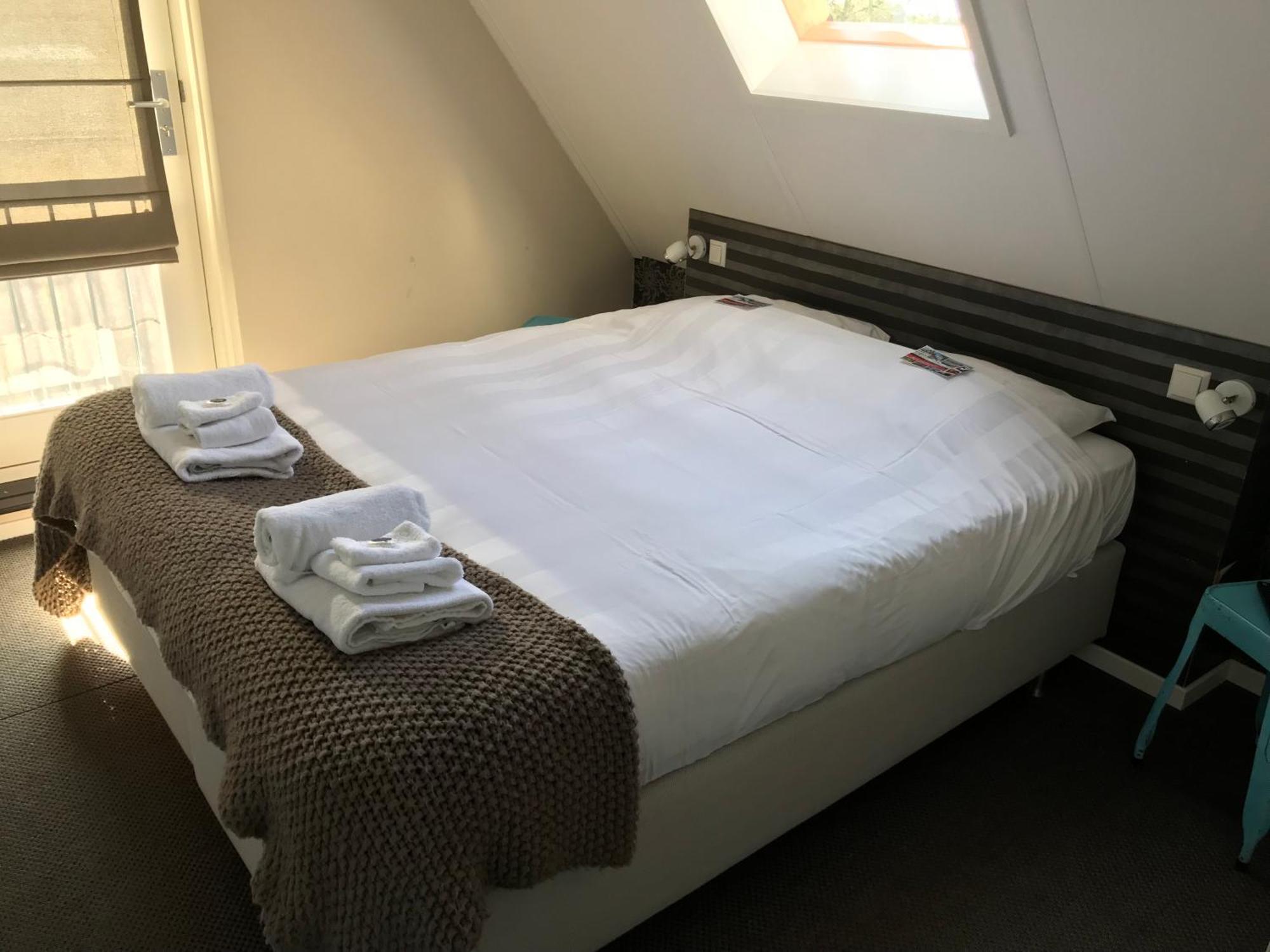 'T Veerhuys Hotel Beusichem Bagian luar foto